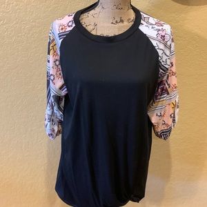 Vemvan black, floral, elbow sleeve, boho top, XL, EUC | offer in description
